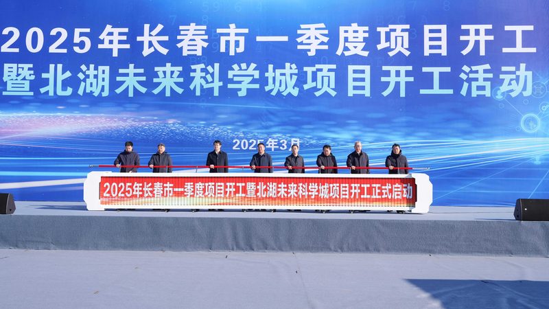 废塑料堆成山，回收价却像过山车，到底谁在定价